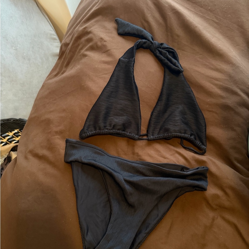 B SWIM bikini - Picture 2 of 11